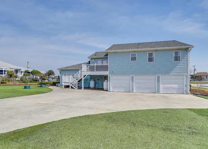 Bright Kitty Hawk Home W/ Hot Tub, Walk To Beach!